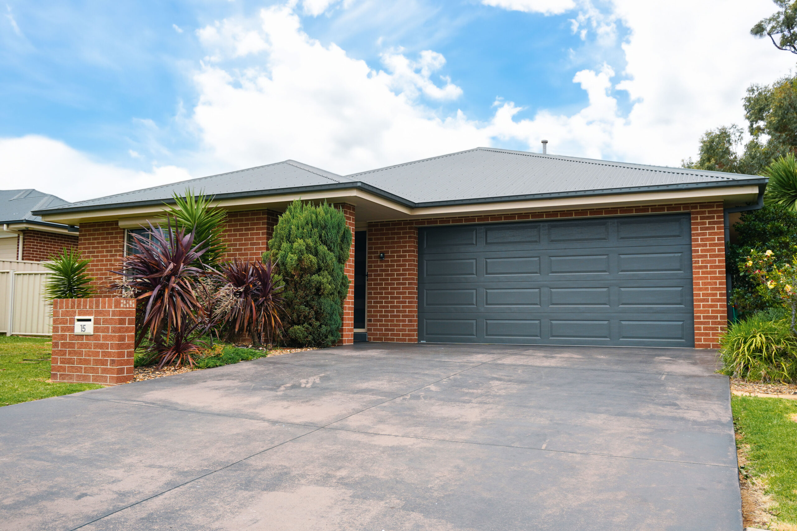 Molloy Drive, Orange